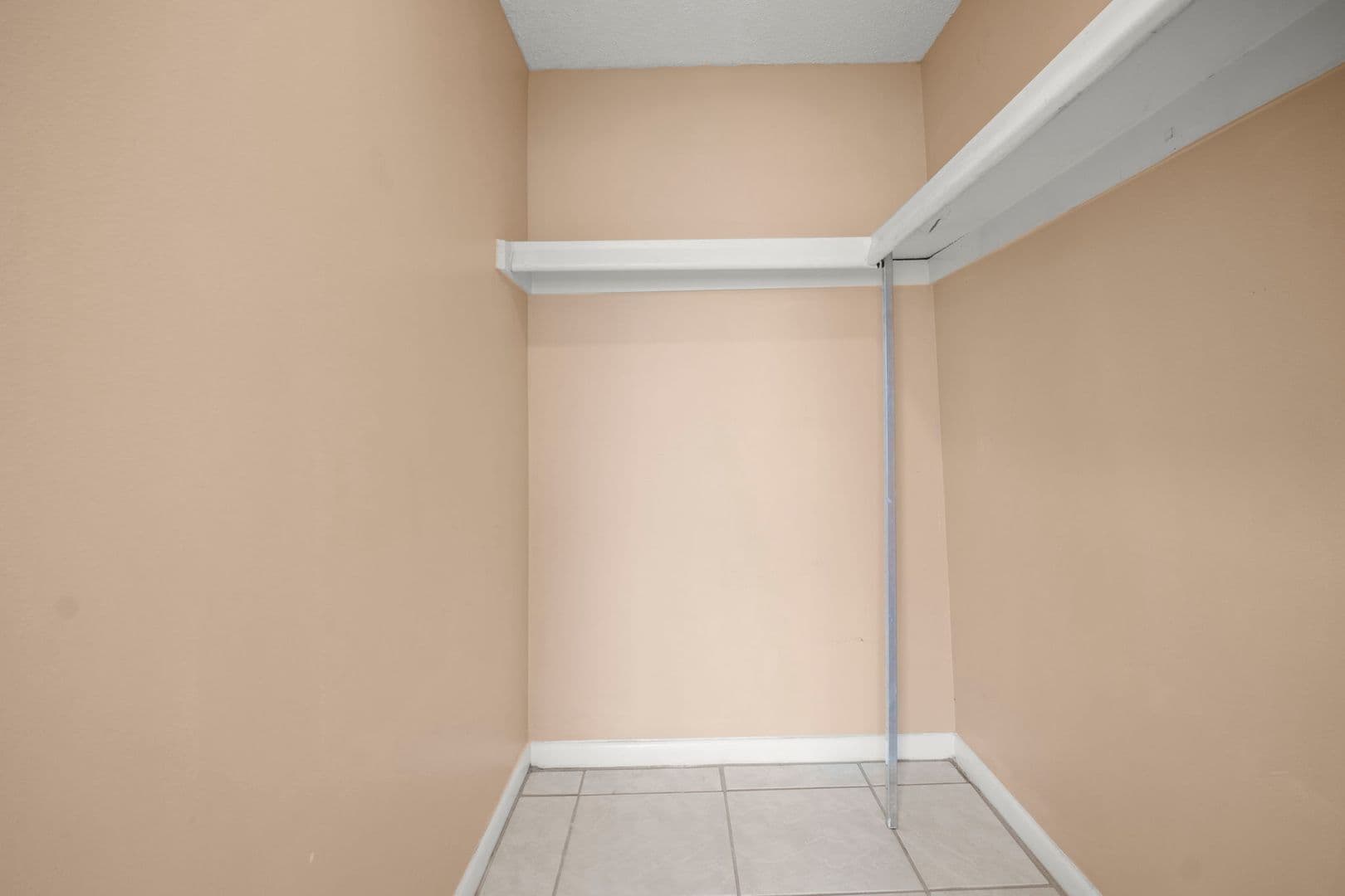 Cape Coral Apartment: 4406 Santa Barbara Blvd - Unit B