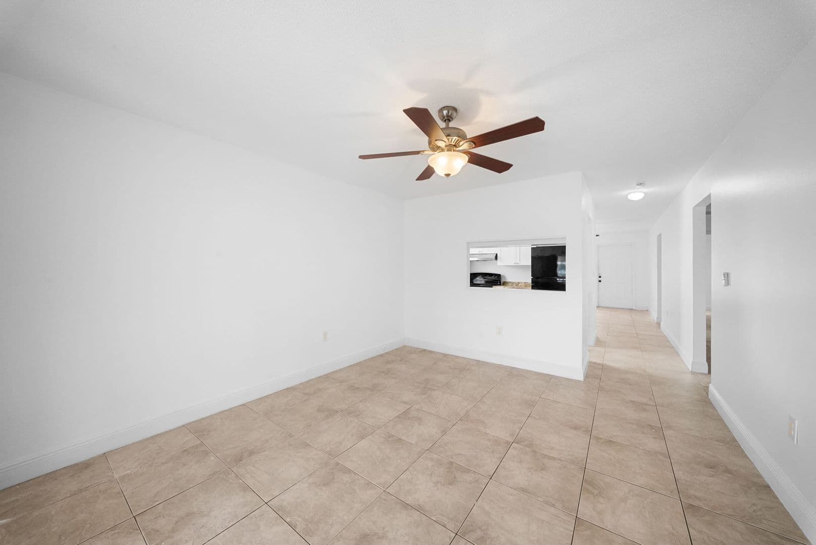 Fort Myers Apartment: 11368-11370 SUMMERWINDS CT