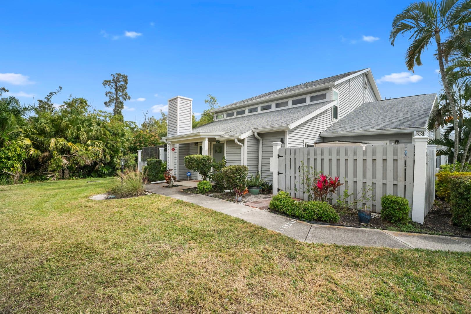 Fort Myers House: 6213 Timberwood Cir #129