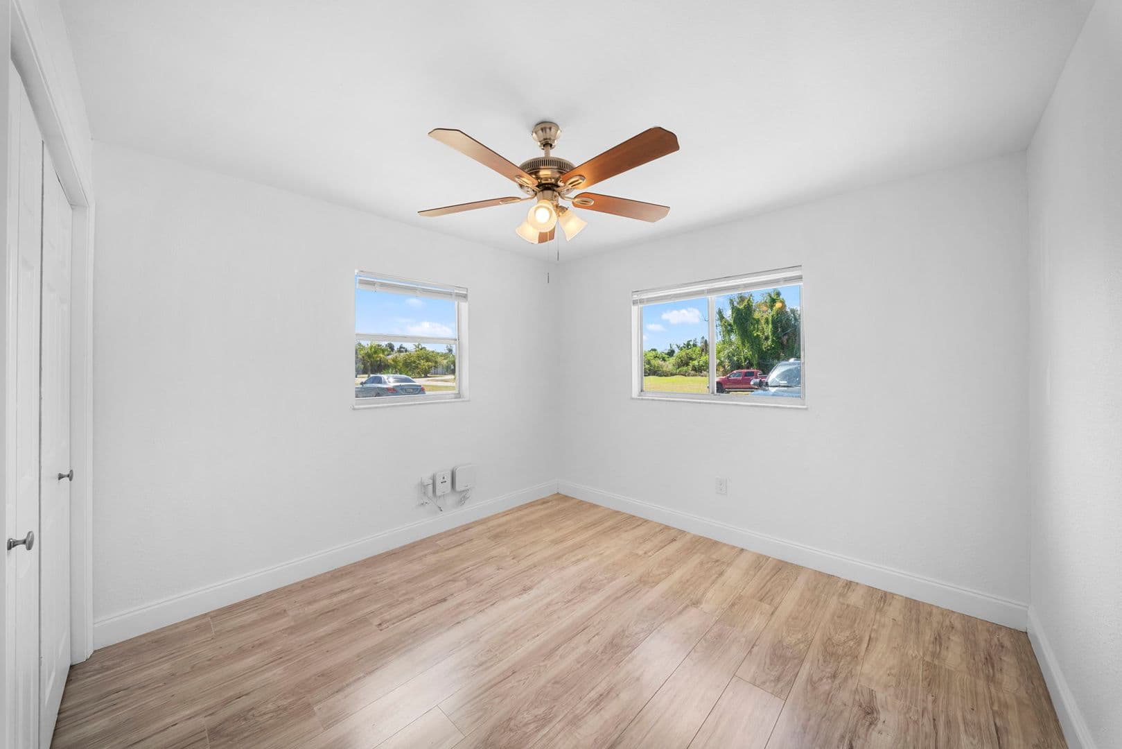 Fort Myers Apartment: 13401-13407 Pine Needle Ln