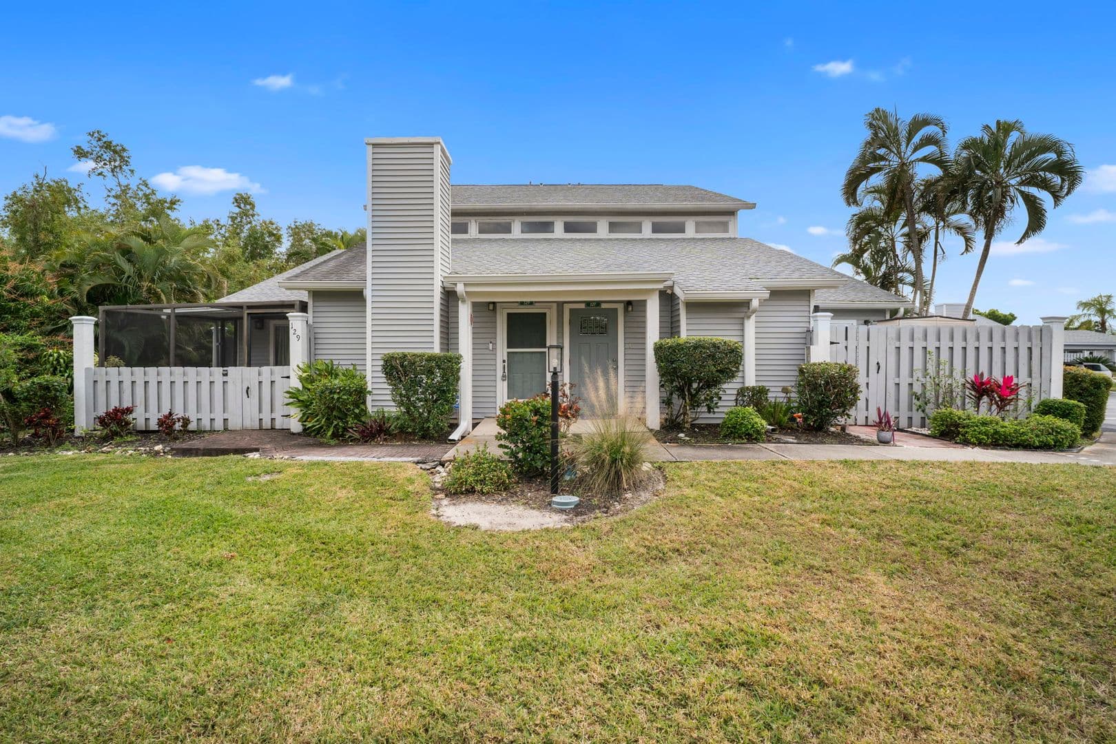 Fort Myers House: 6213 Timberwood Cir #129