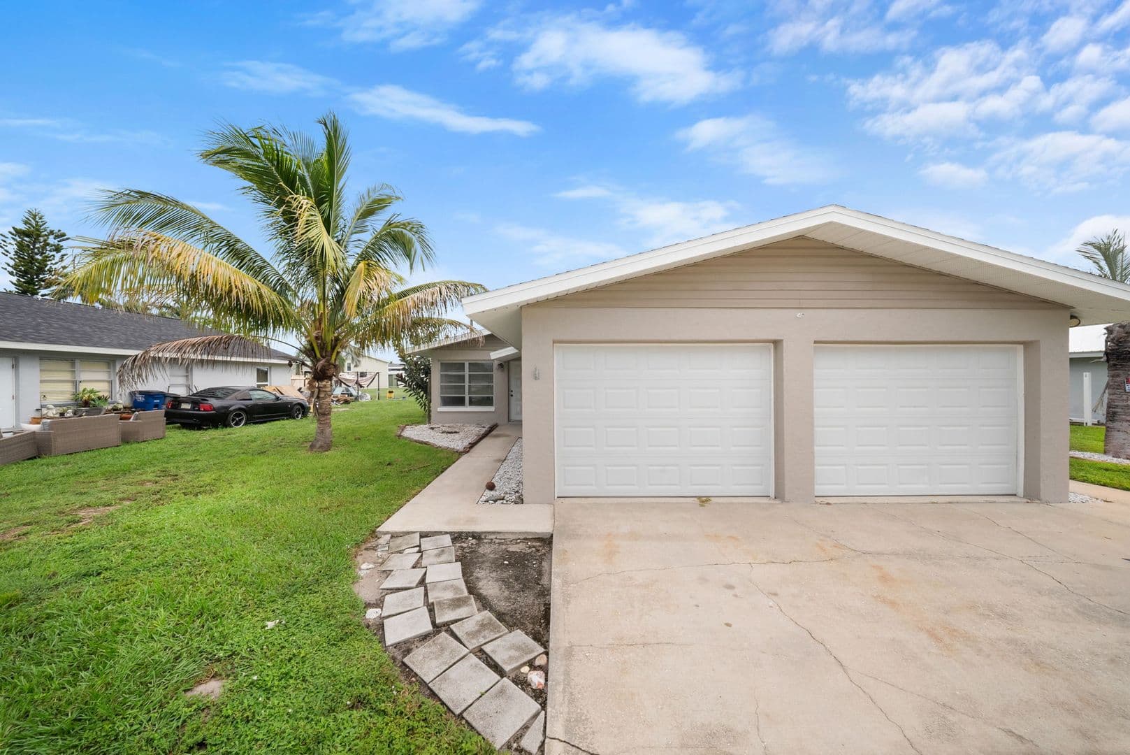 Fort Myers Apartment: 11368-11370 SUMMERWINDS CT