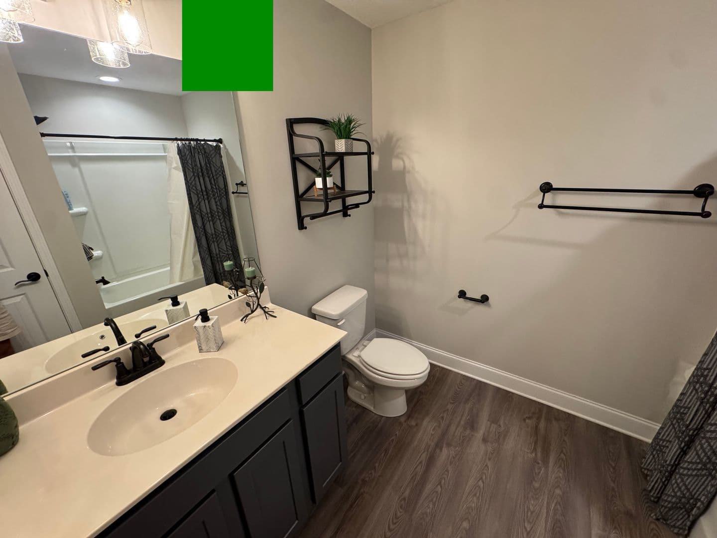 Oak Ridge House: 104 Deerberry Ln