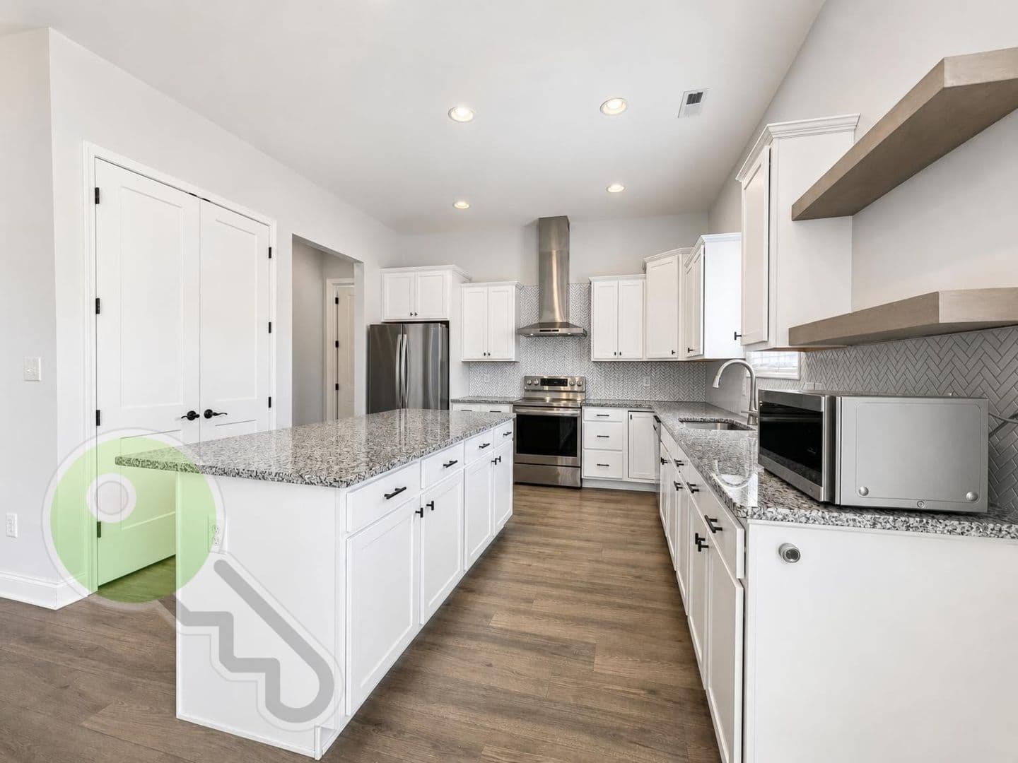 Knoxville House: 1158 Cedar Break Dr