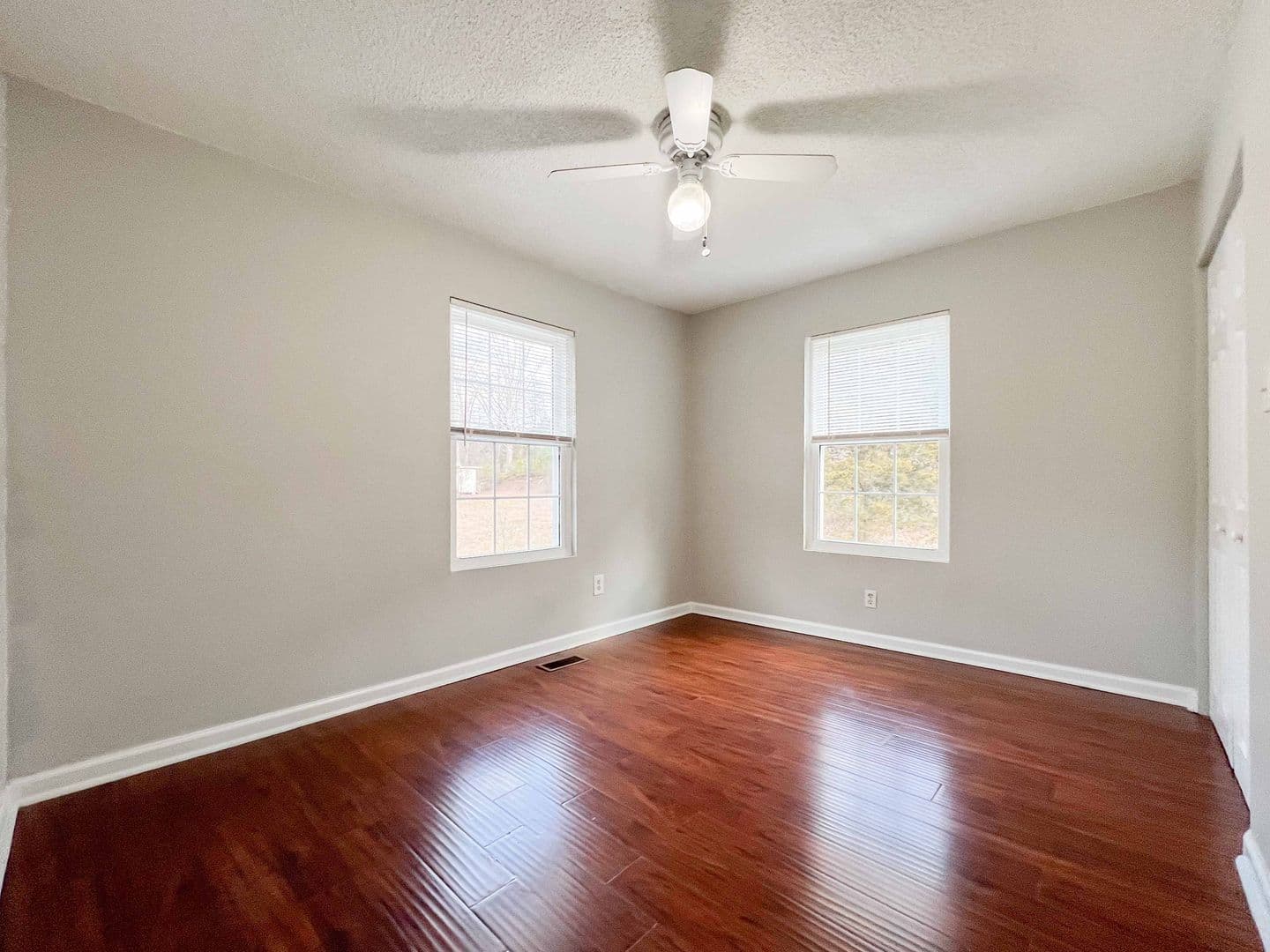 Knoxville House: 712 Canton Hollow Rd.