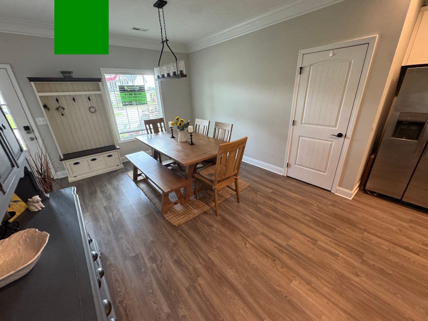 Oak Ridge House: 104 Deerberry Ln