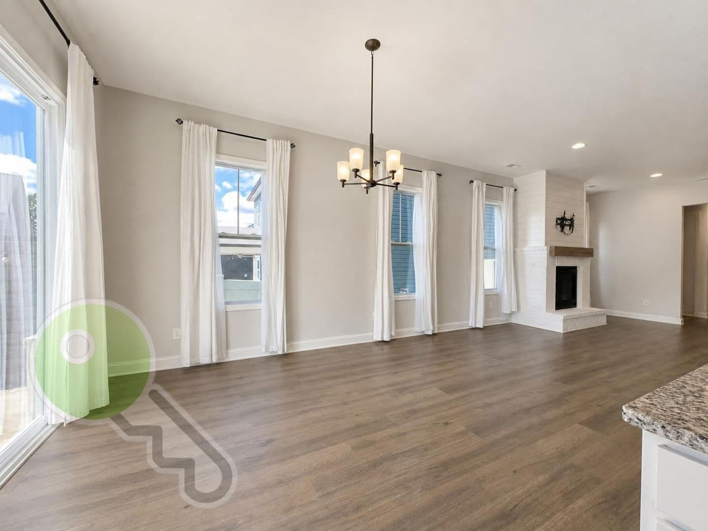 Knoxville House: 1158 Cedar Break Dr