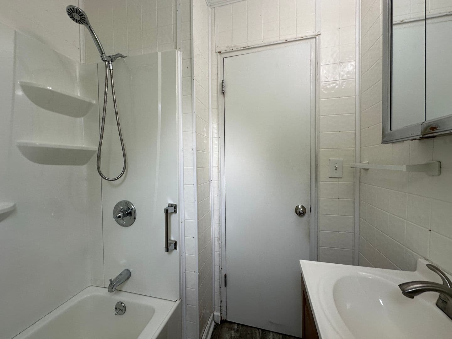 Oak Ridge House: 646 Robertsville Rd