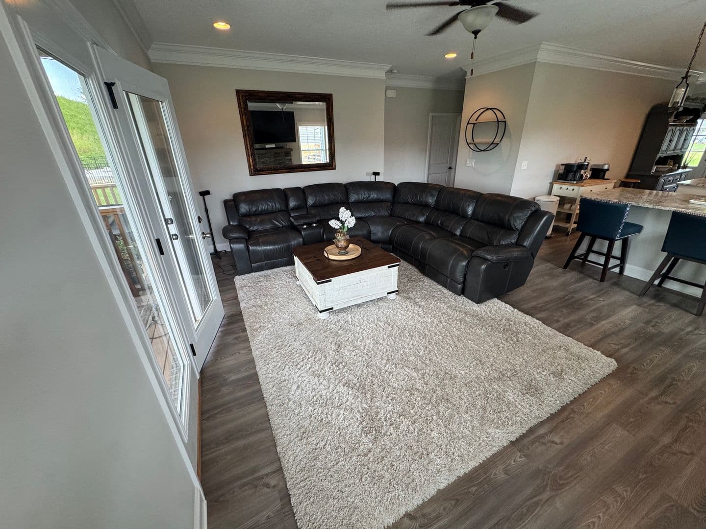 Oak Ridge House: 104 Deerberry Ln