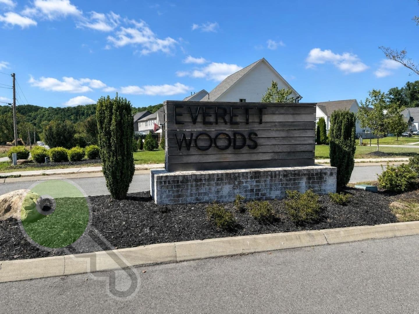 Knoxville House: 1158 Cedar Break Dr
