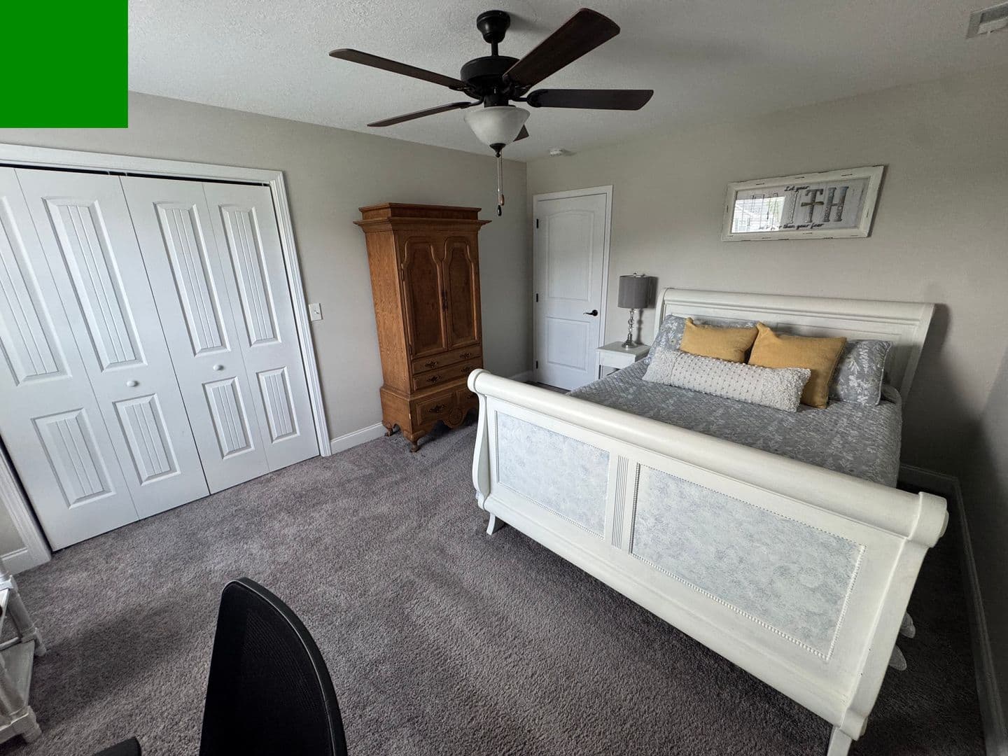 Oak Ridge House: 104 Deerberry Ln