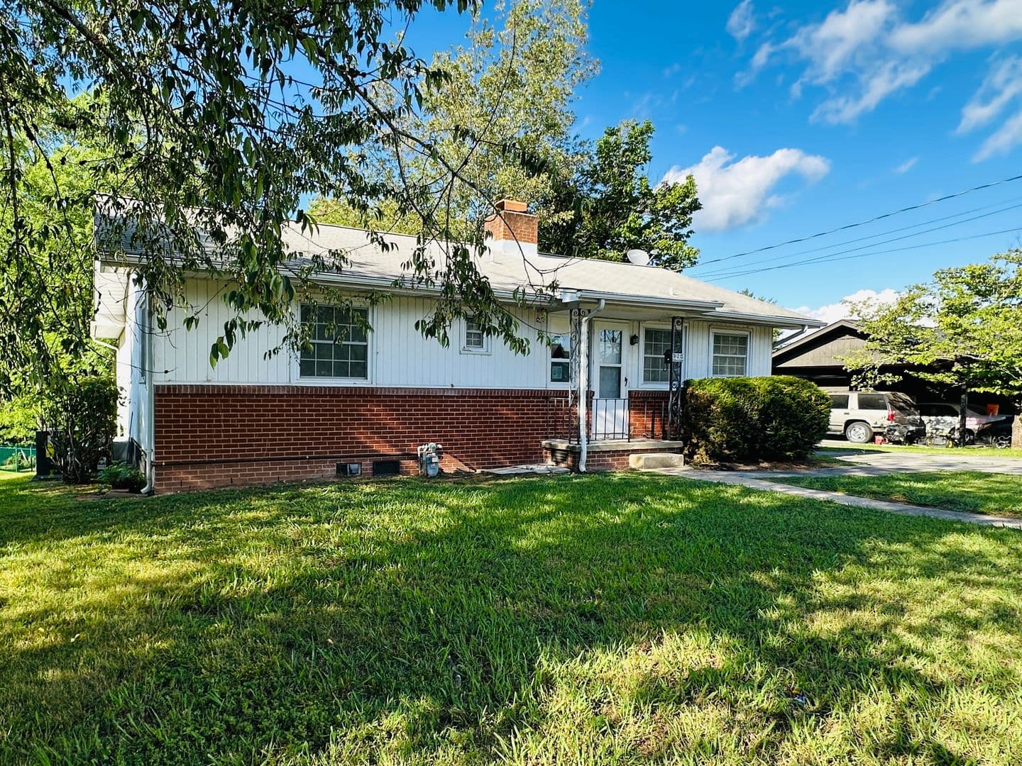 Oak Ridge House: 120 Utah Ave