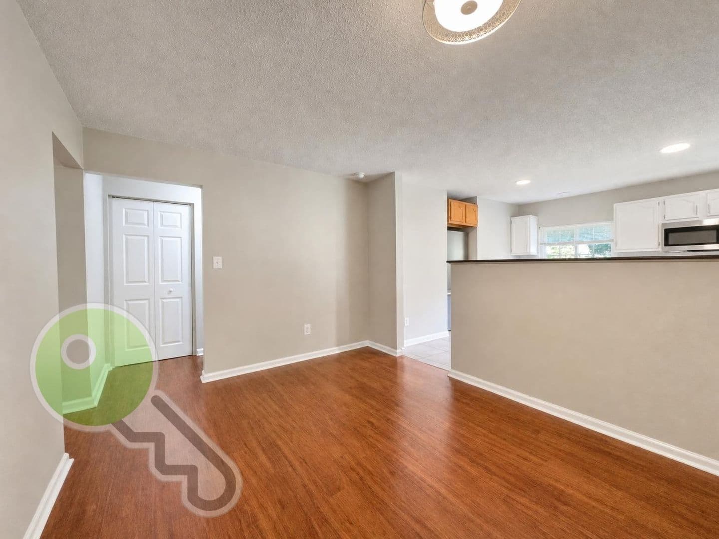 Knoxville House: 712 Canton Hollow Rd.