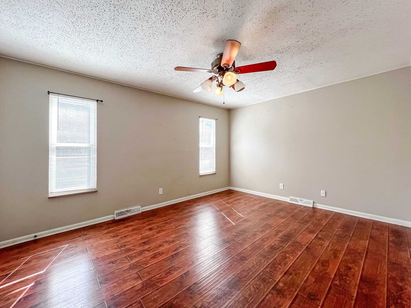 Knoxville House: 12204 W Kings Gate Rd