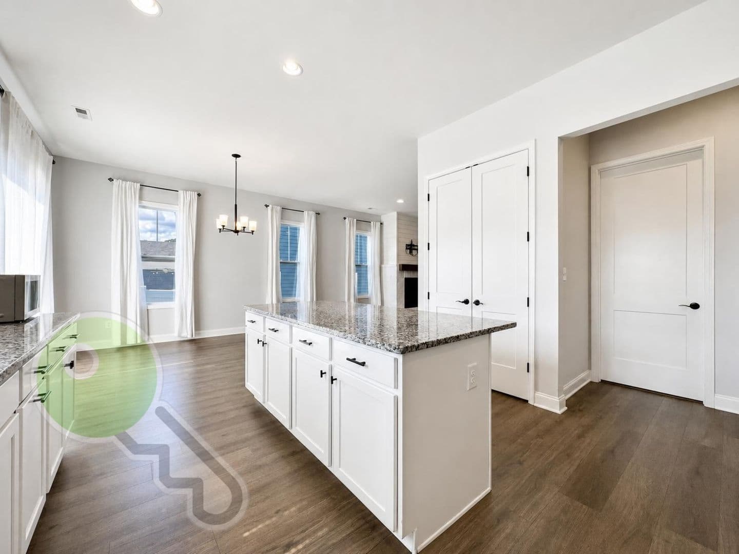 Knoxville House: 1158 Cedar Break Dr