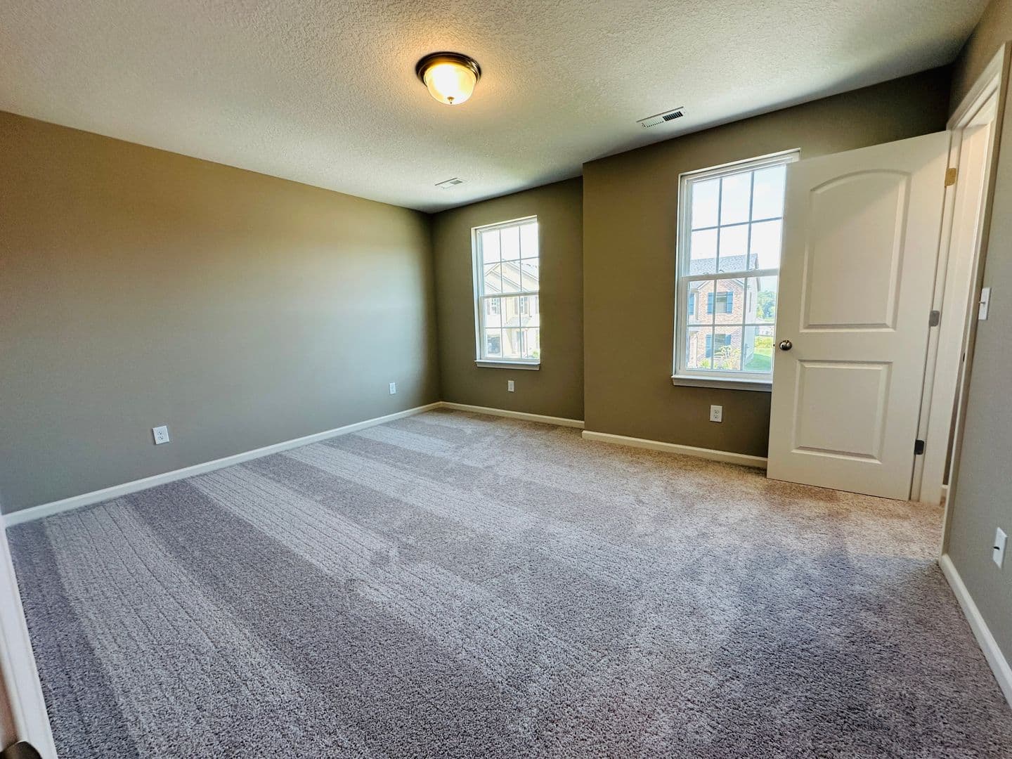 Knoxville House: 1939 Juniper Brush Rd