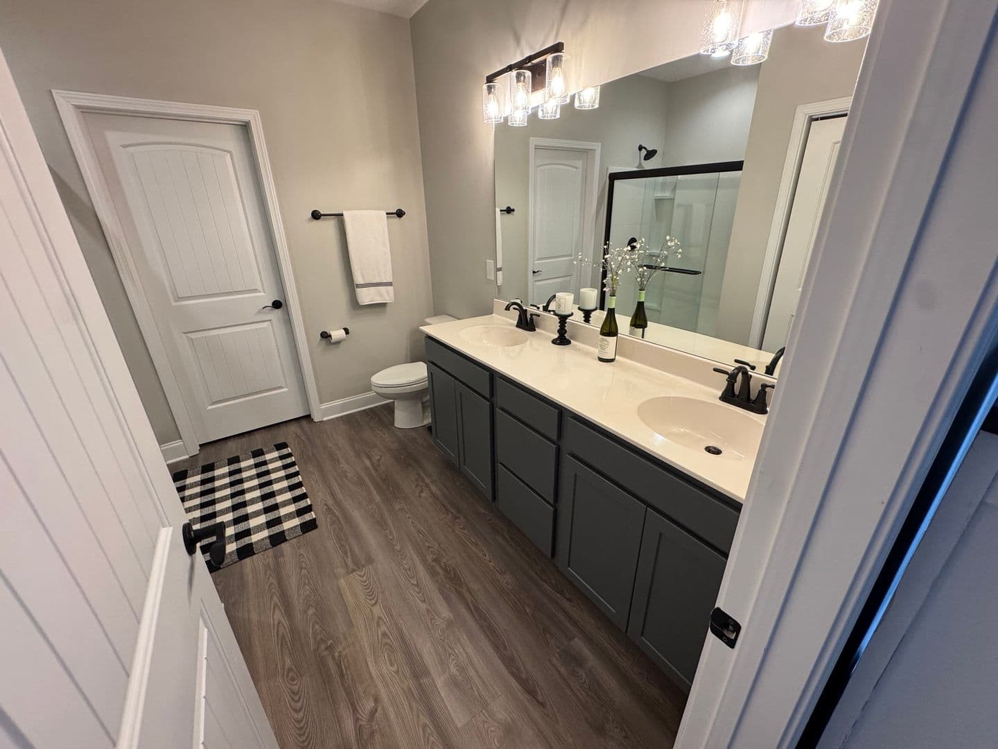 Oak Ridge House: 104 Deerberry Ln