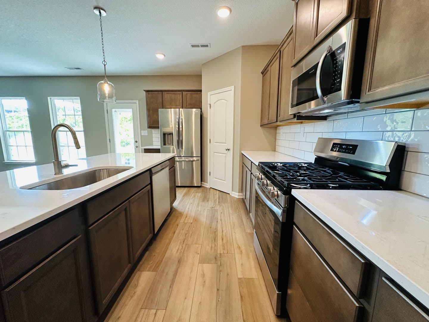 Knoxville House: 1939 Juniper Brush Rd