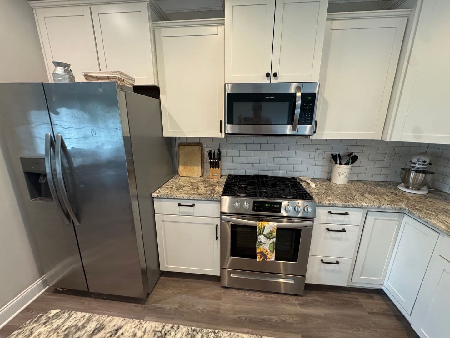 Oak Ridge House: 104 Deerberry Ln