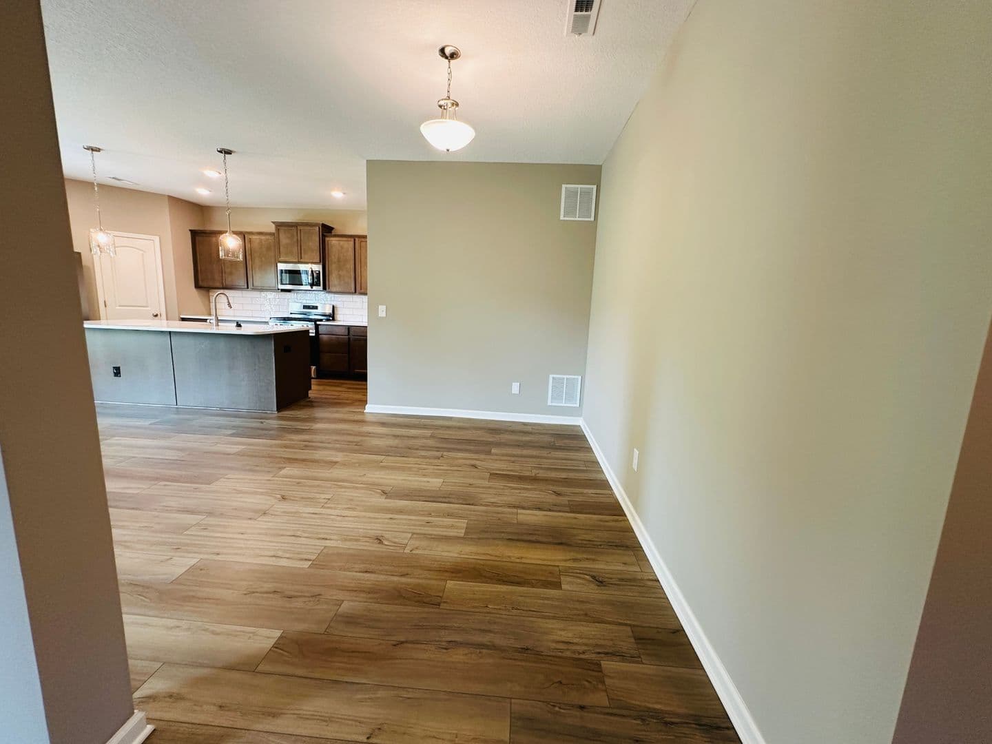 Knoxville House: 1939 Juniper Brush Rd