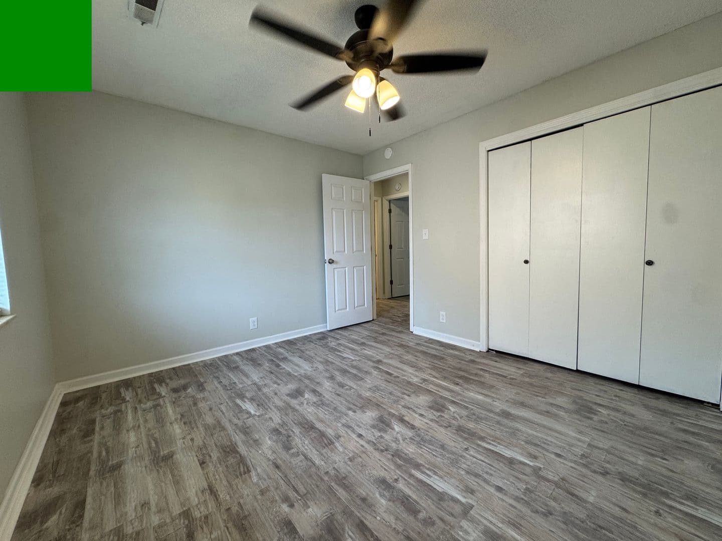 Knoxville Apartment: 212 S. David Ln.