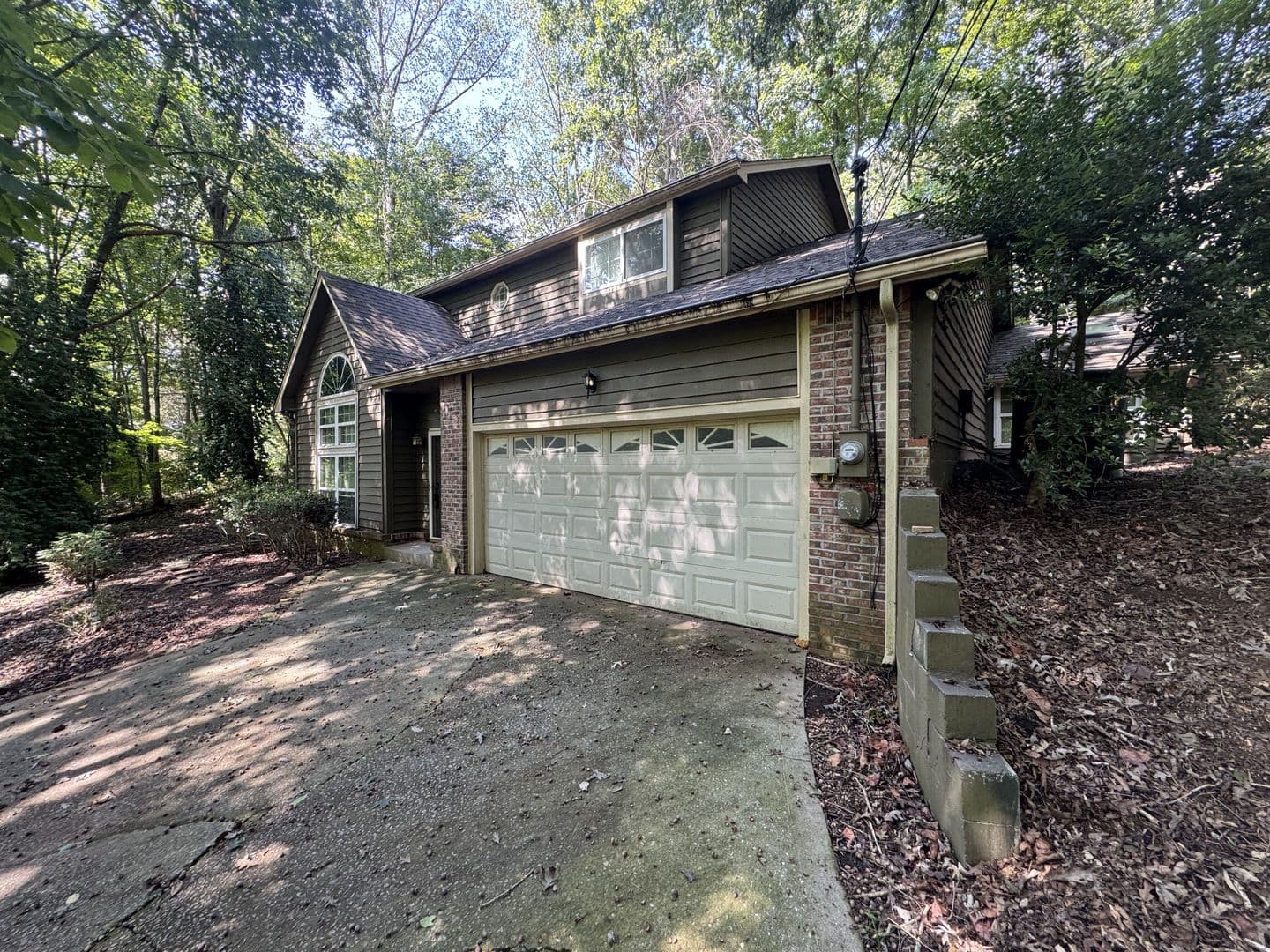 Knoxville House: 9325 George Williams Rd.