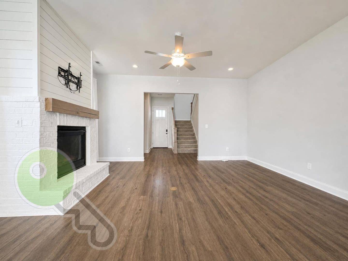 Knoxville House: 1158 Cedar Break Dr