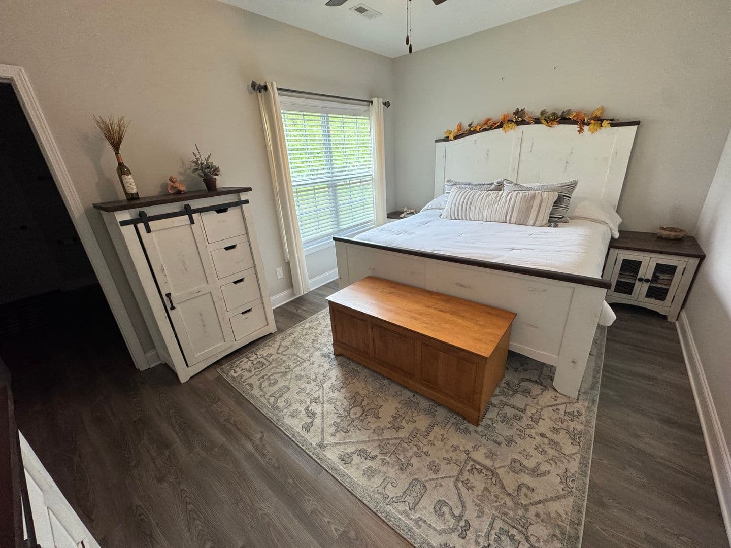Oak Ridge House: 104 Deerberry Ln
