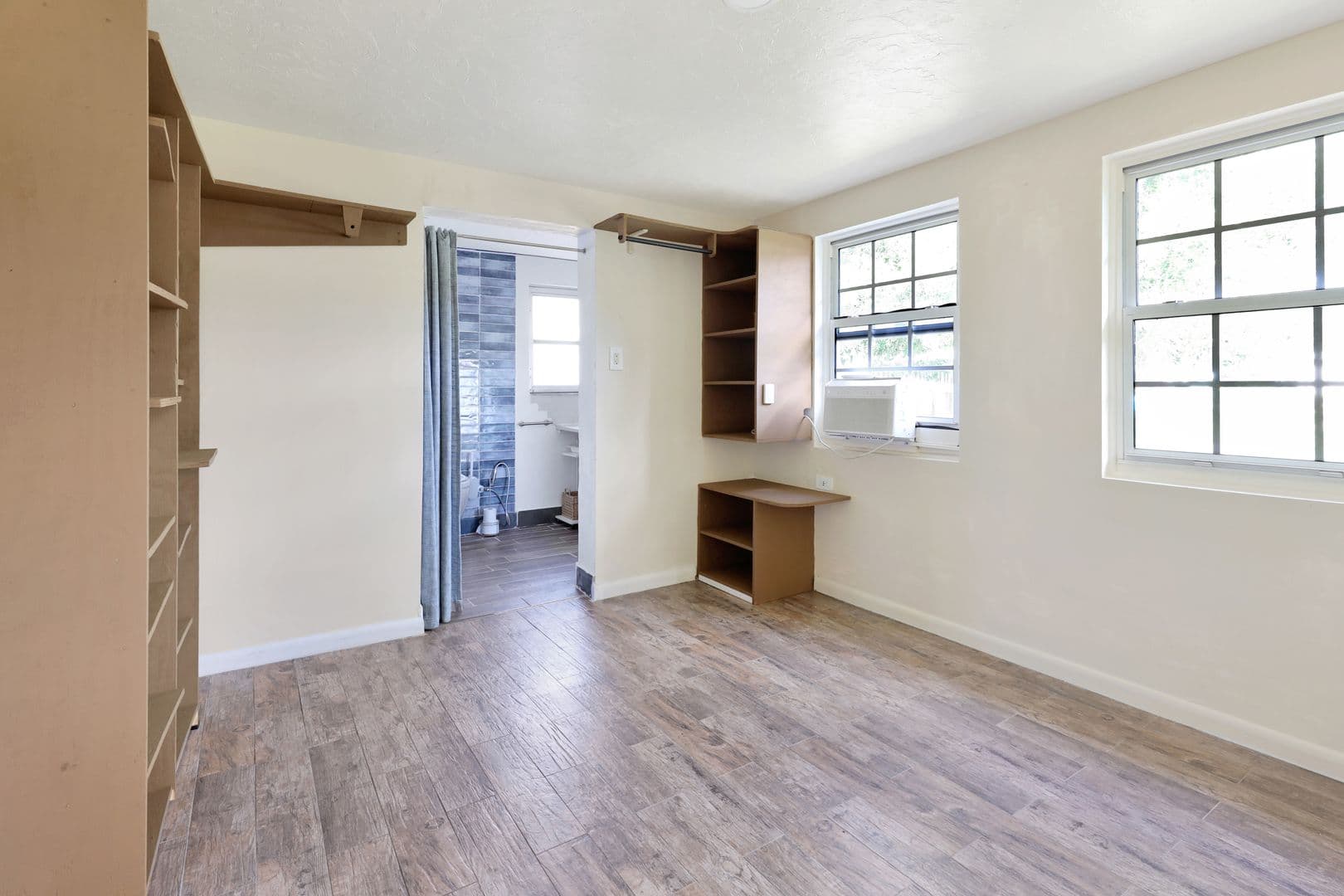 Sarasota House: 4462 Brooksdale Dr