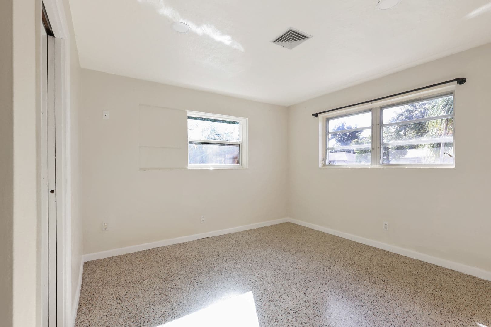 Sarasota House: 4462 Brooksdale Dr