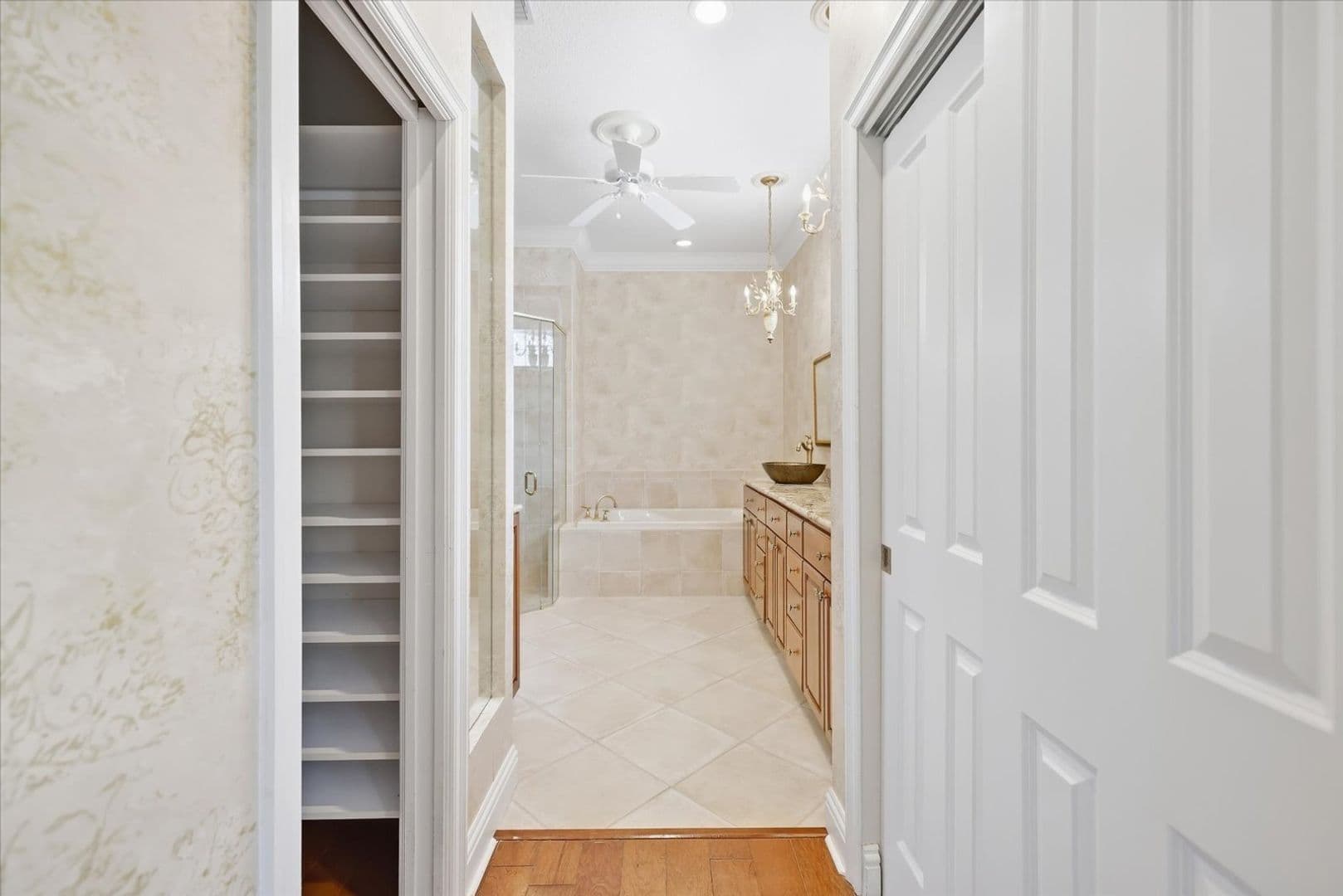 Osprey House: 124 Turquoise Ln