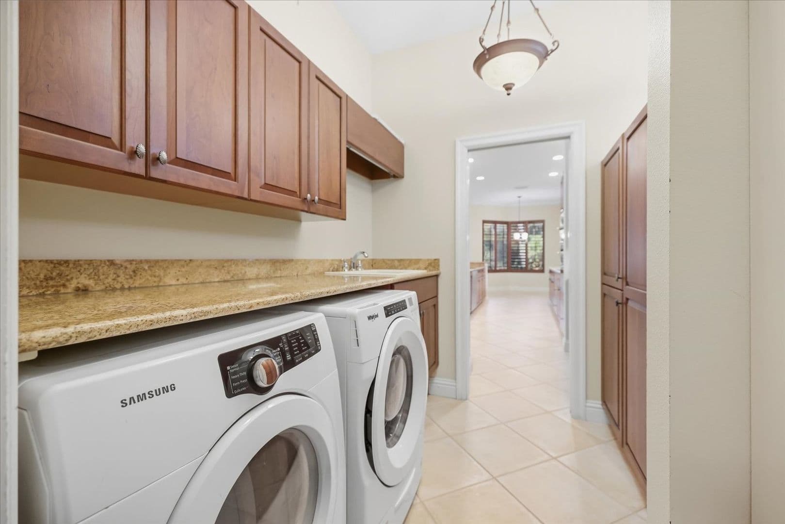 Osprey House: 124 Turquoise Ln