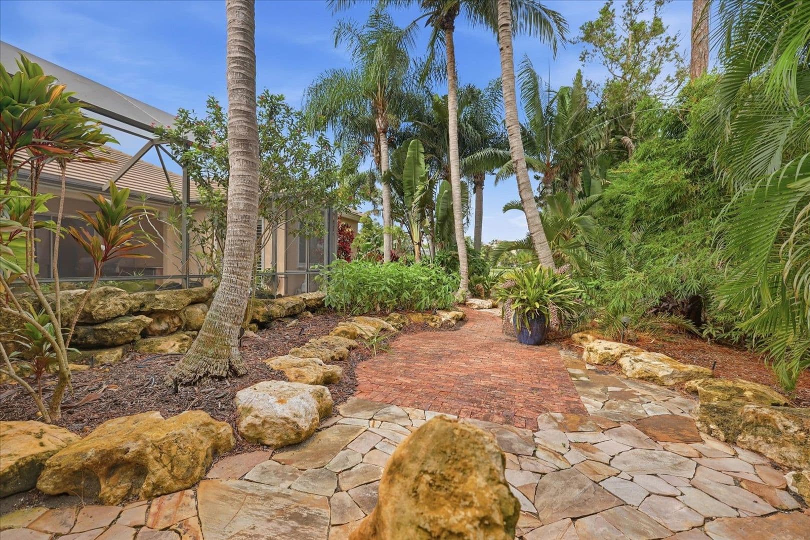 Osprey House: 124 Turquoise Ln