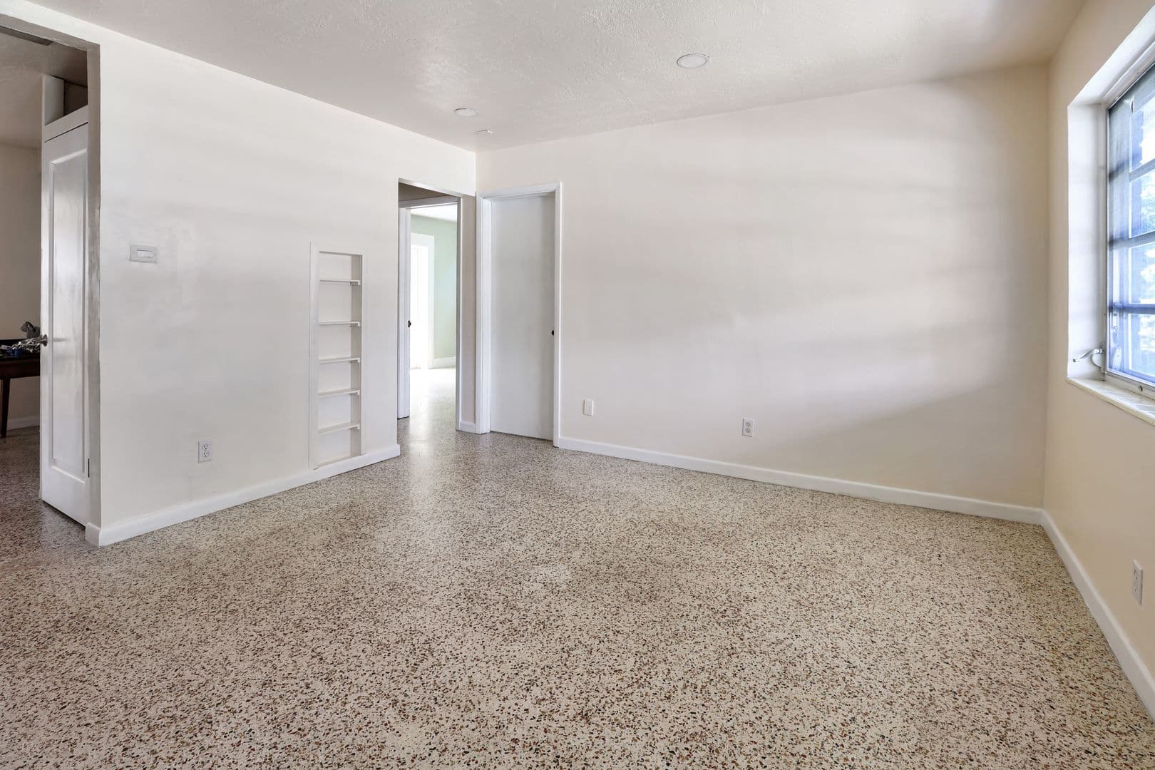 Sarasota House: 4462 Brooksdale Dr