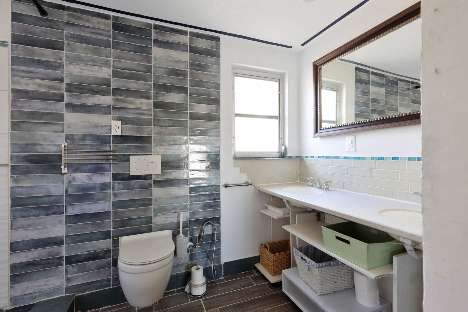 Sarasota House: 4462 Brooksdale Dr