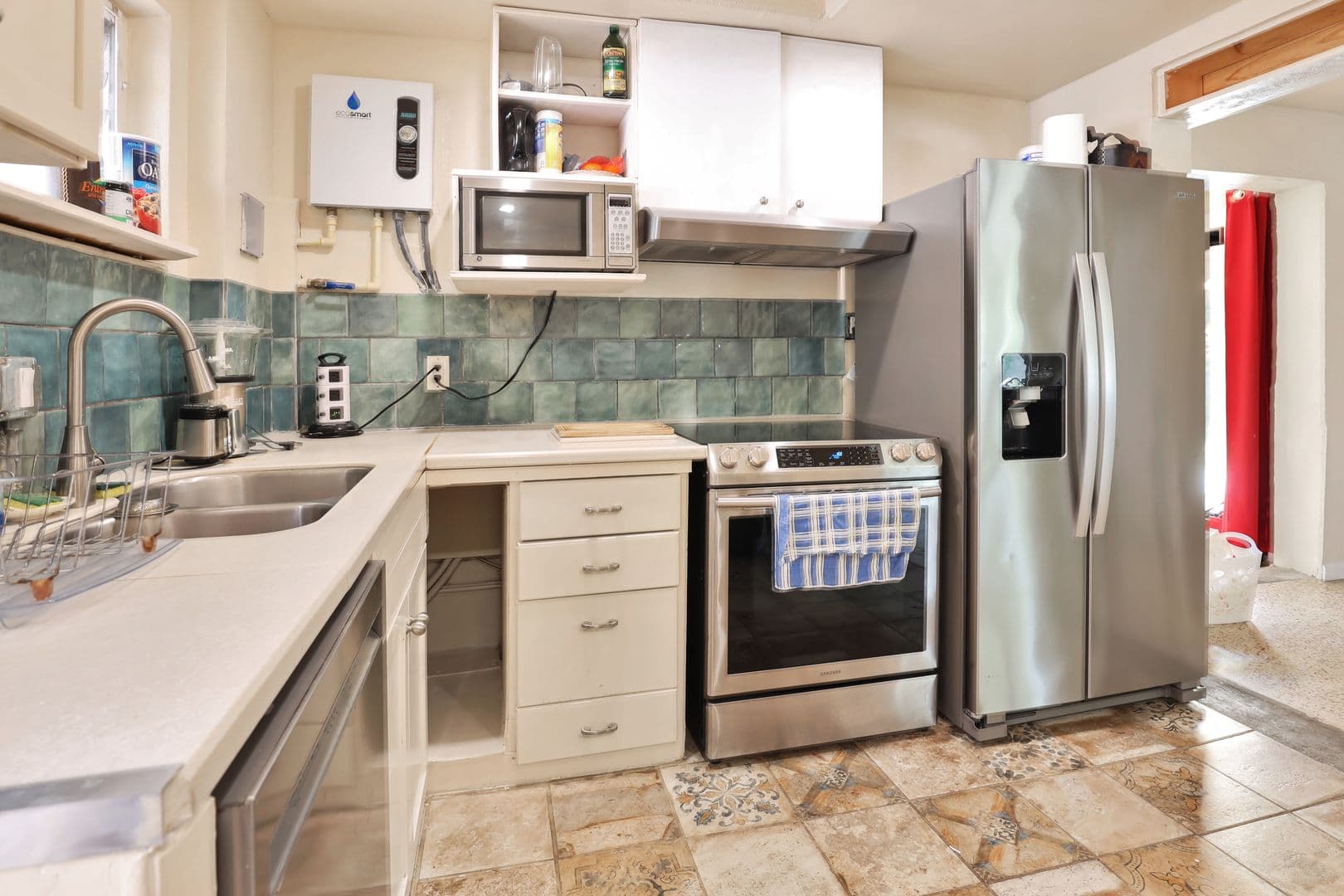 Sarasota House: 4462 Brooksdale Dr