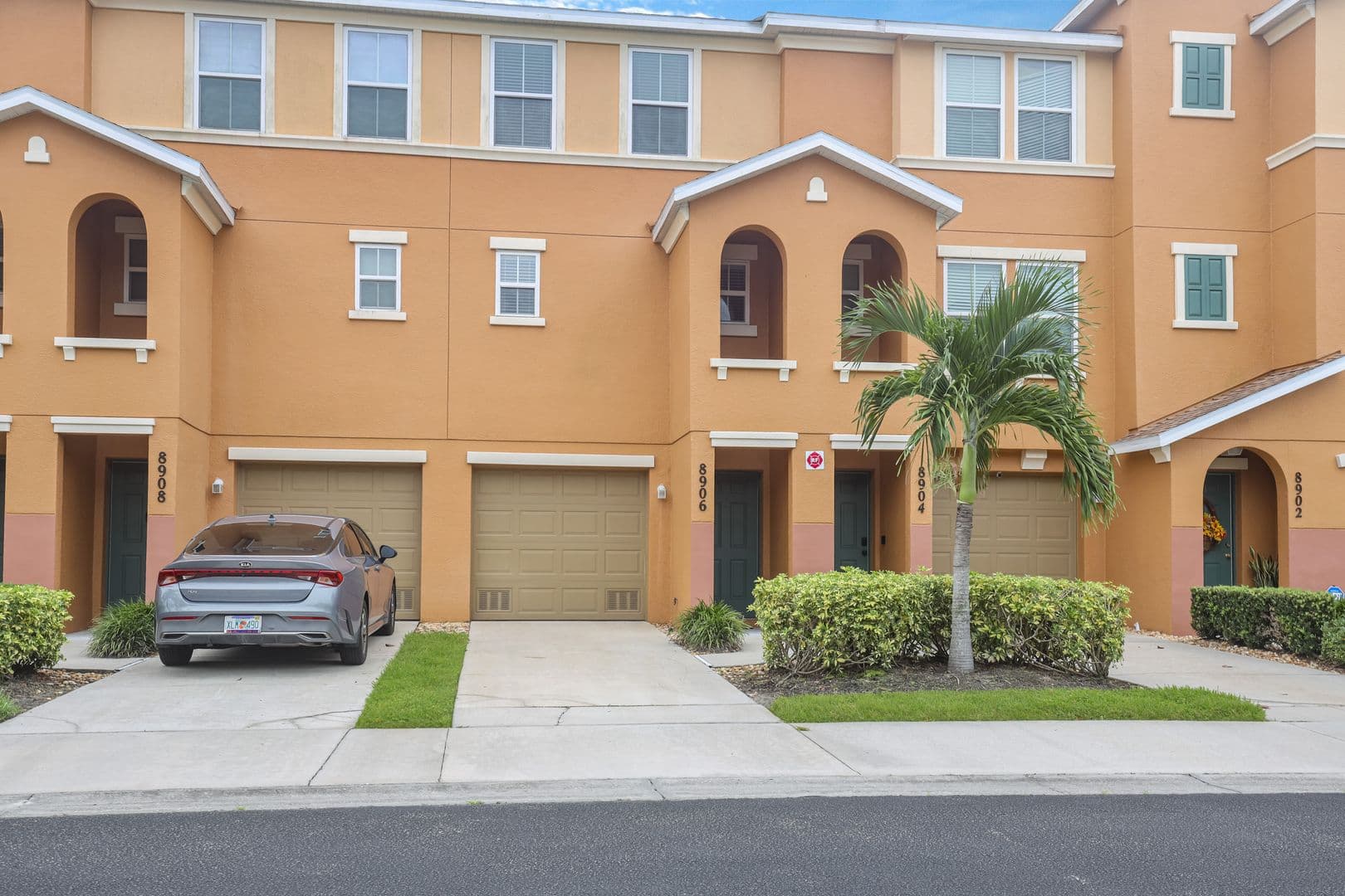 Lakewood Ranch House: 8906 White Sage Loop