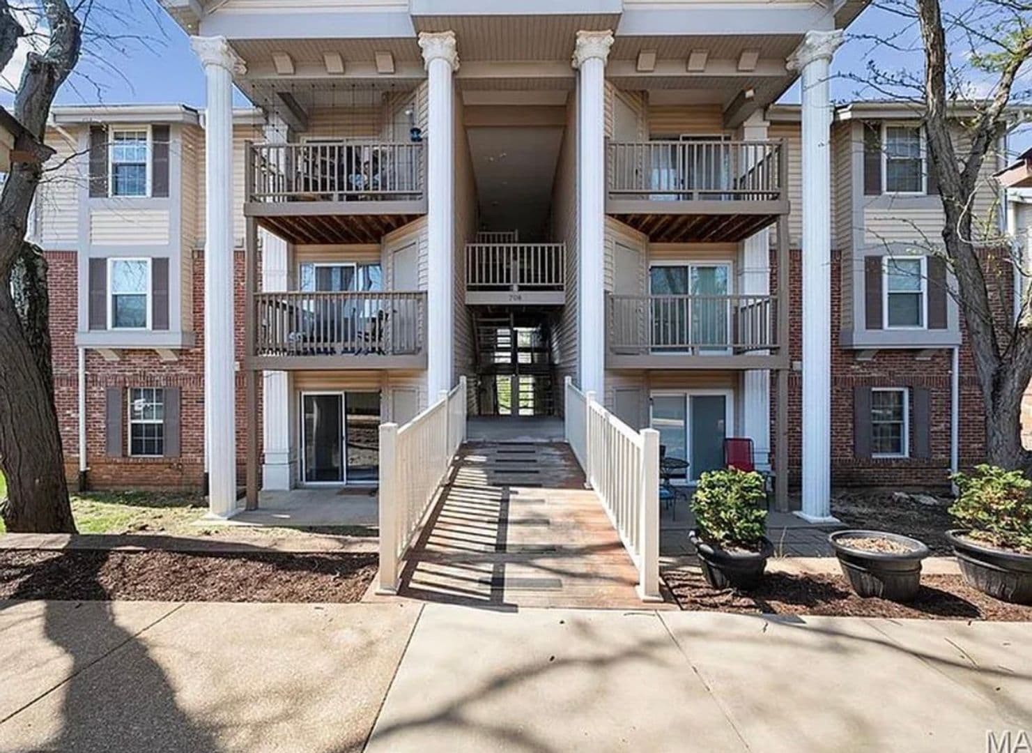 Ballwin Condo: 708 Ridgeside Drive Apt. C