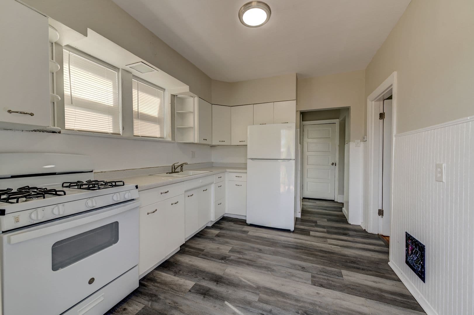 St. Louis Apartment: 3953 Tholozan Ave.