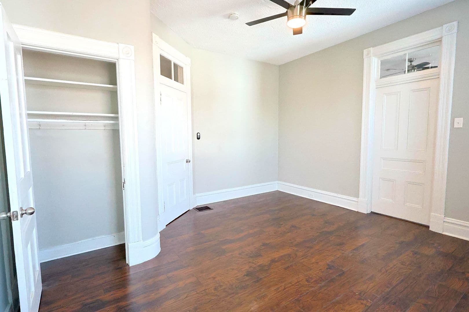 Saint Louis Apartment: 2821-2823 Henrietta Place