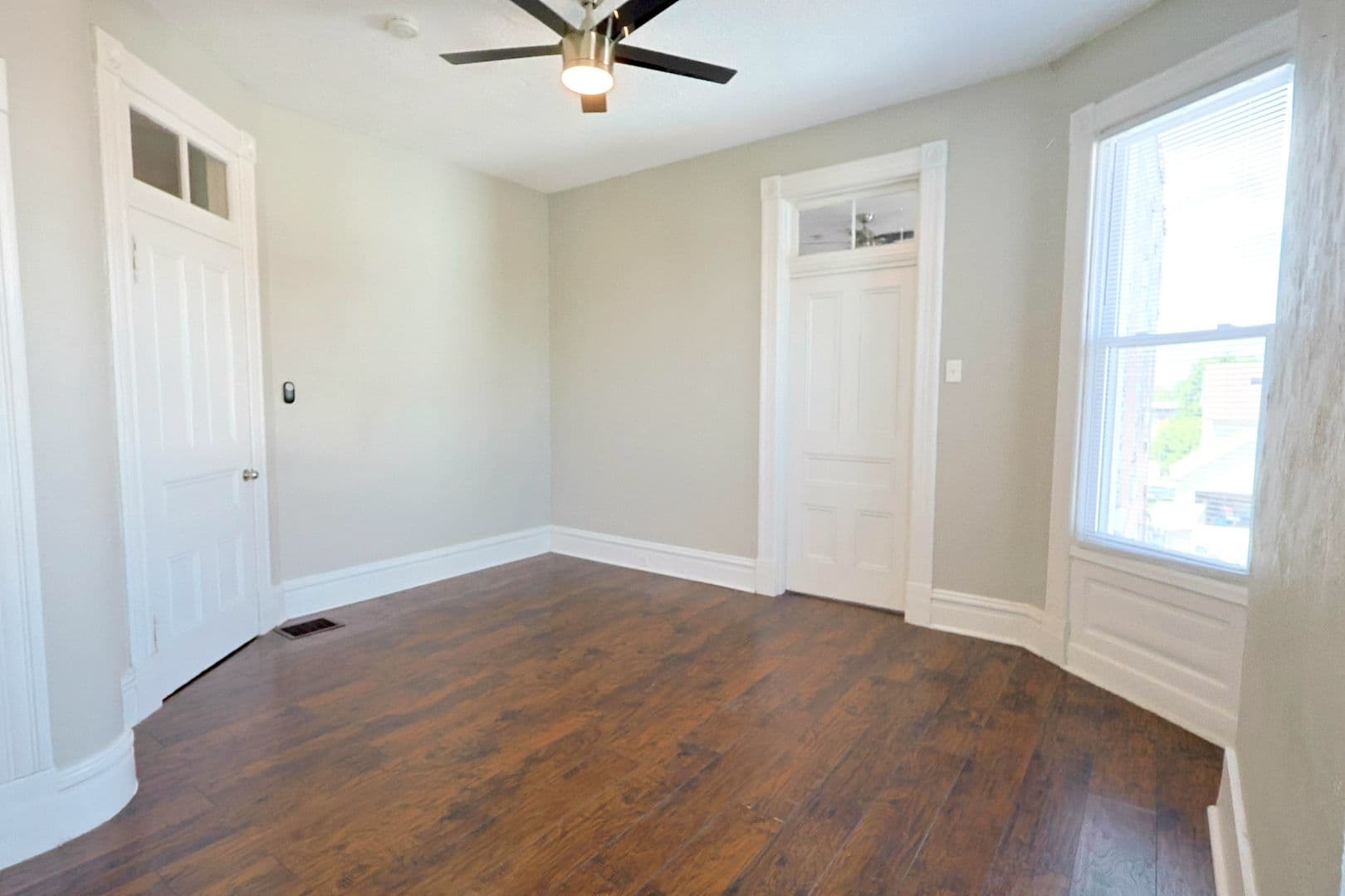 Saint Louis Apartment: 2821-2823 Henrietta Place