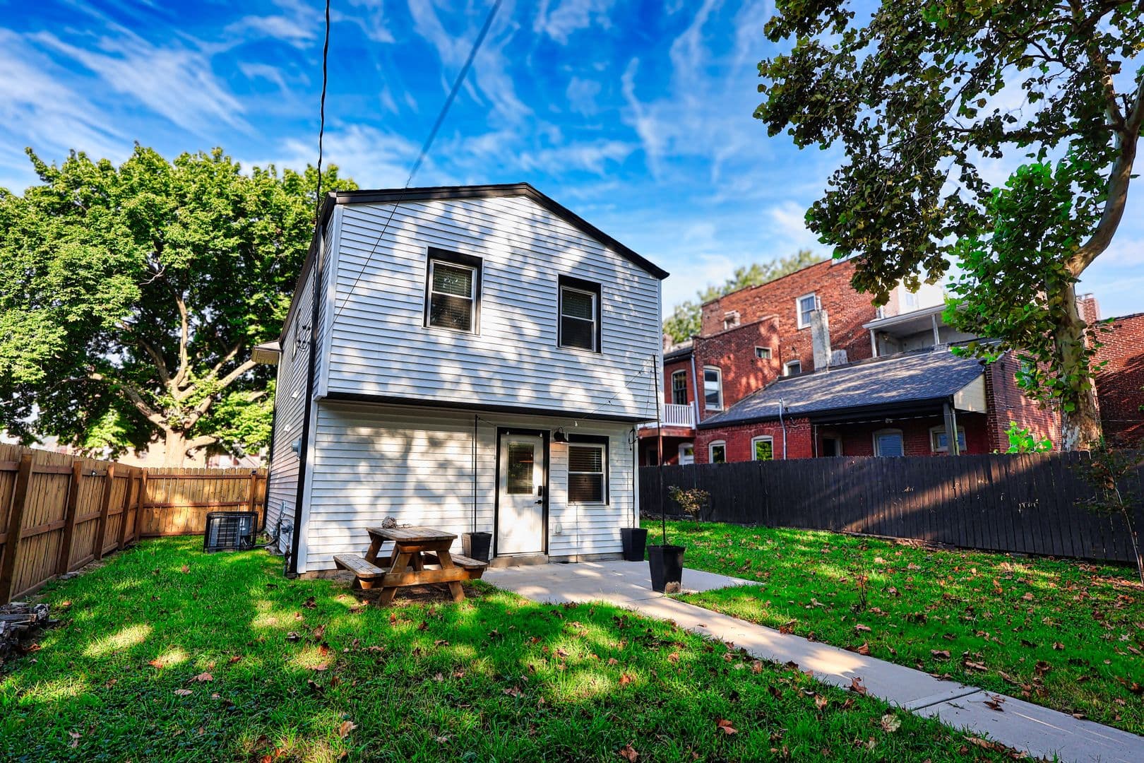 Saint Louis House: 2250 Jules Street
