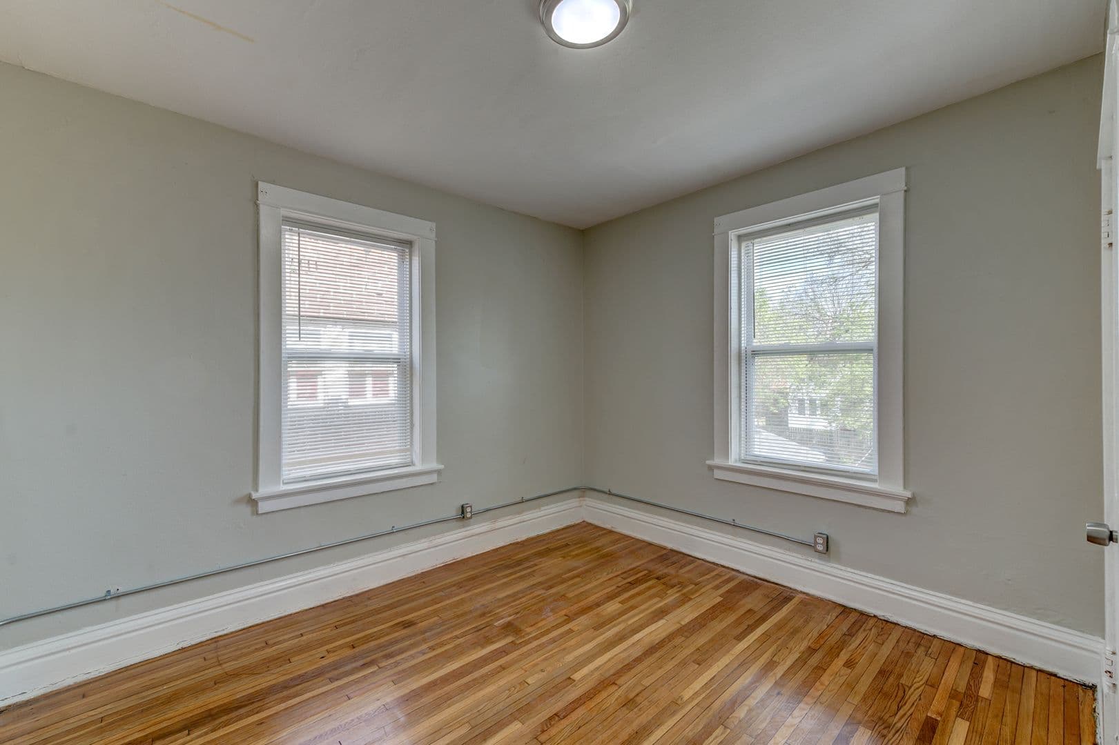 St. Louis Apartment: 3953 Tholozan Ave.
