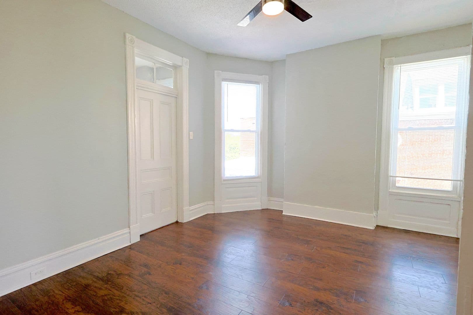 Saint Louis Apartment: 2821-2823 Henrietta Place