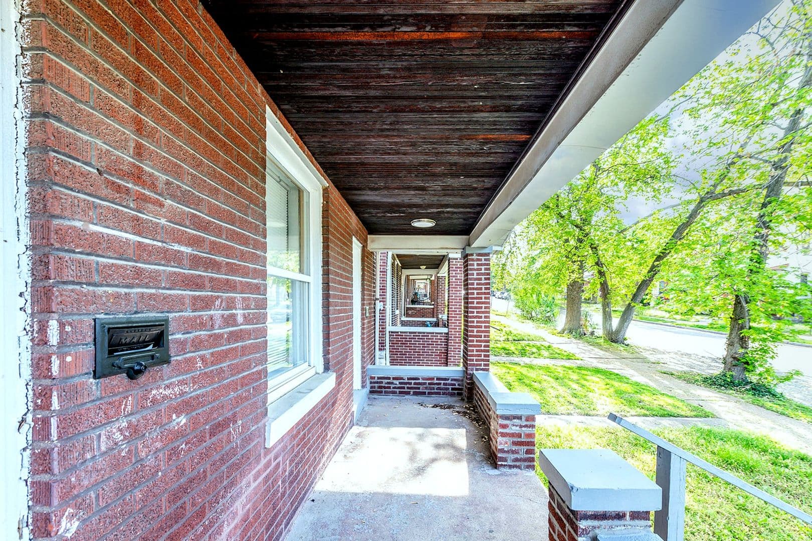 St. Louis Apartment: 3953 Tholozan Ave.