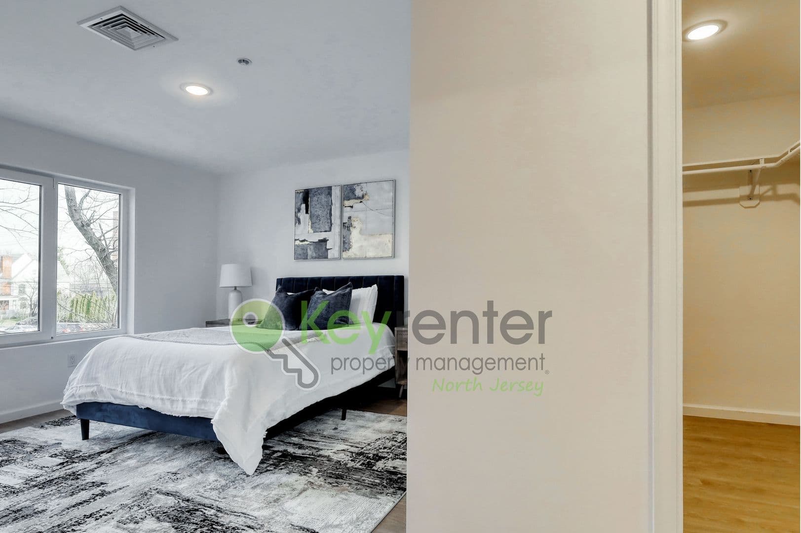 Passaic Townhome: 176 Pennington Avenue
