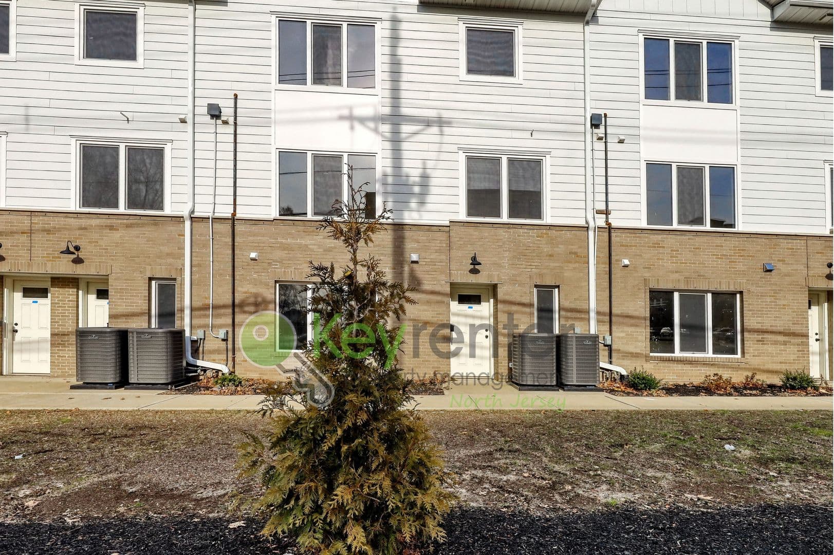 Passaic Townhome: 176 Pennington Avenue