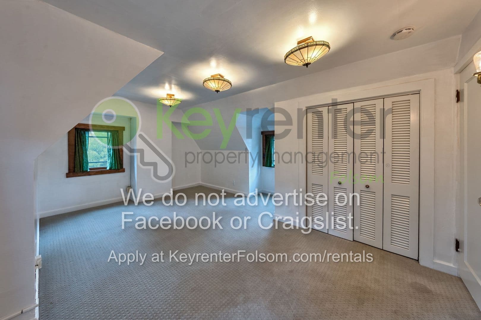Sacramento House: 930 Saverien Drive