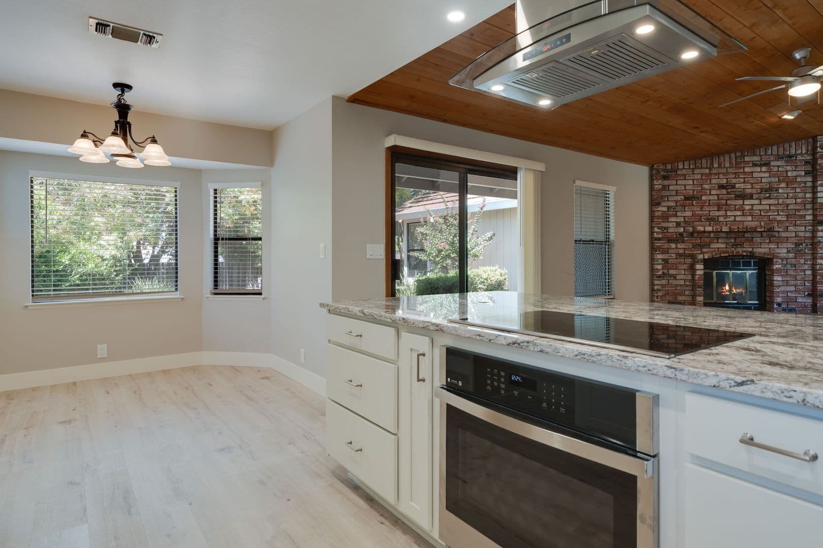 Folsom House: 103 Buck Circle