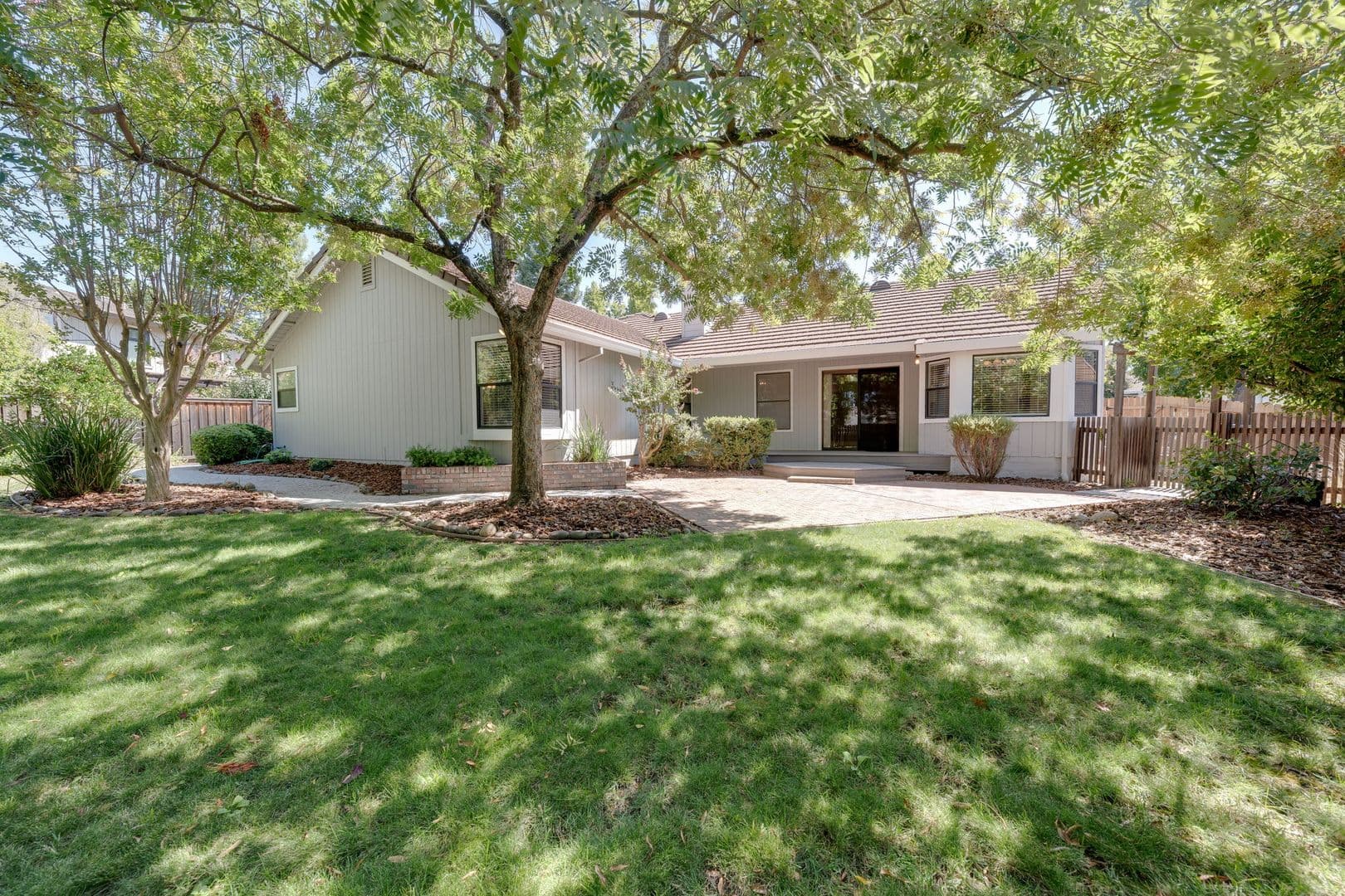 Folsom House: 103 Buck Circle